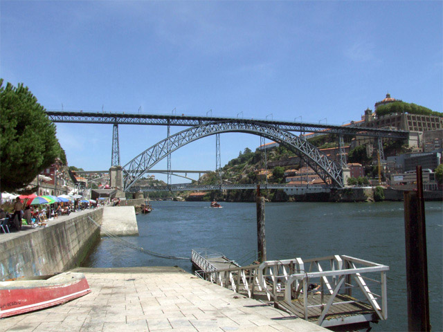 Порту. Мост через Дору